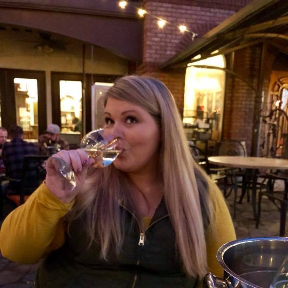 Meet your Posher, Crystal